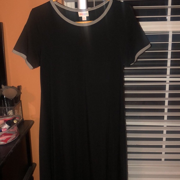 LulaRoe XS Black Carly (will fit up to size large) - Picture 2 of 2